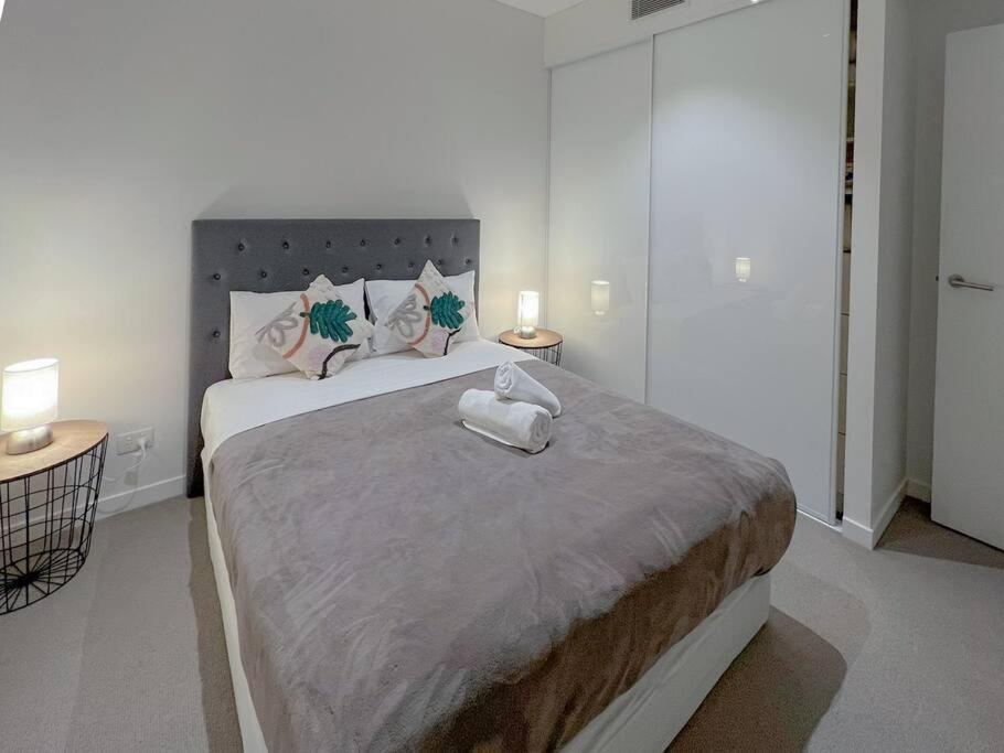 Amazing 2 Bedroom In Cbd! Brisbane Buitenkant foto